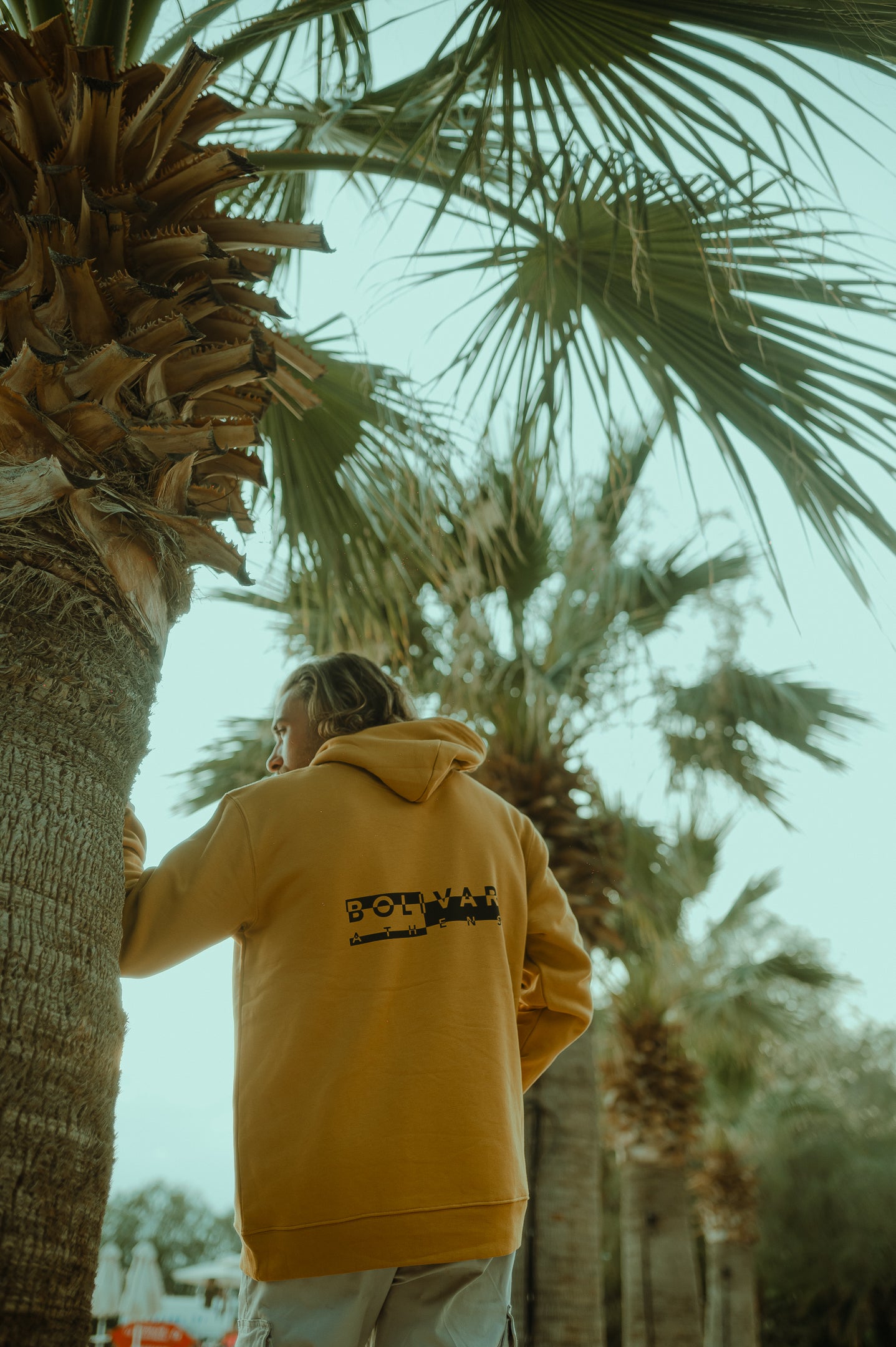 Hoodie In ochra